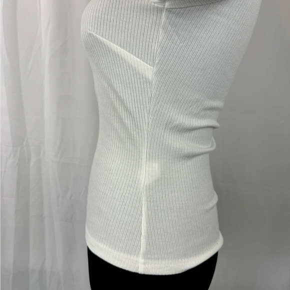 NWT Women Size Large White Ribbed Long Sleeve Square Sweetheart Neck - Picture 2 of 6